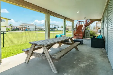4107 Hardin Drive Galveston TX 77554
