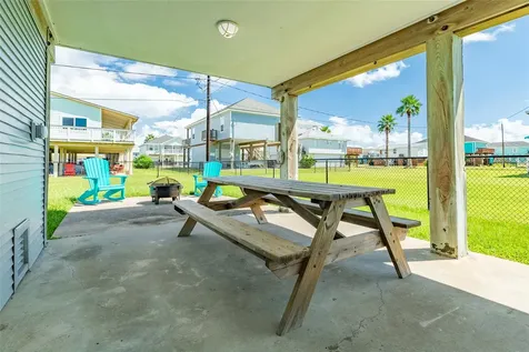 4107 Hardin Drive Galveston TX 77554
