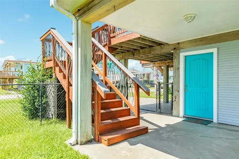 4107 Hardin Drive Galveston TX 77554