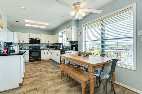 4107 Hardin Drive Galveston TX 77554