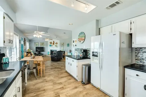 4107 Hardin Drive Galveston TX 77554