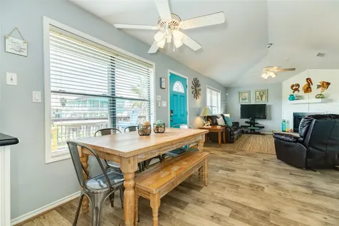 4107 Hardin Drive Galveston TX 77554