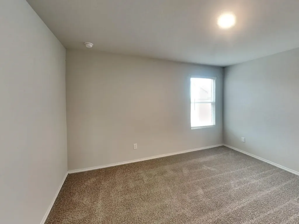10511 Varmus Drive Converse TX 78109