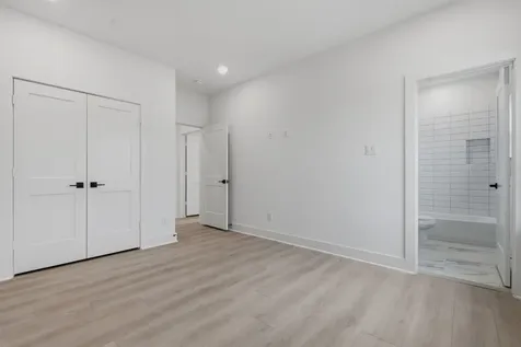 3848 Seabrook Street Houston TX 77021