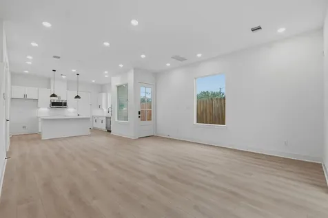 3848 Seabrook Street Houston TX 77021