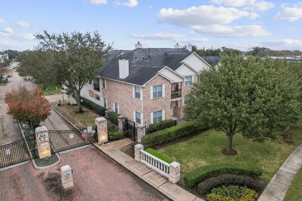 2865 Westhollow Drive 2 Houston TX 77082