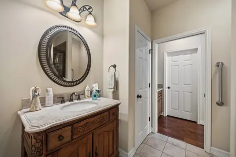 507 W Lake Shore Drive Livingston TX 77351