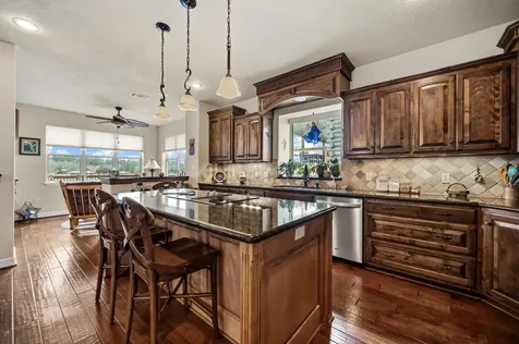 507 W Lake Shore Drive Livingston TX 77351