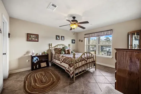 507 W Lake Shore Drive Livingston TX 77351