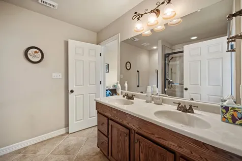 507 W Lake Shore Drive Livingston TX 77351