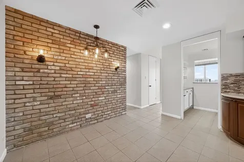 2016 Main Street 3 Houston TX 77002