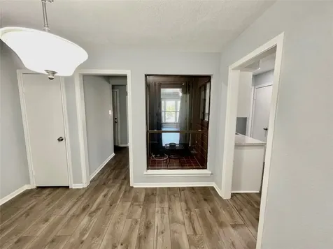 2119 Place Rebecca Lane F7 Houston TX 77090