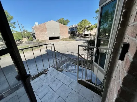 2119 Place Rebecca Lane F7 Houston TX 77090