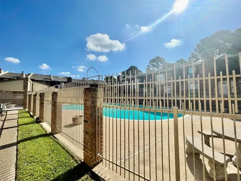 2119 Place Rebecca Lane F7 Houston TX 77090