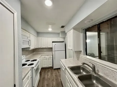 2119 Place Rebecca Lane F7 Houston TX 77090