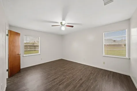 322 Pinedale Avenue Arcola TX 77583