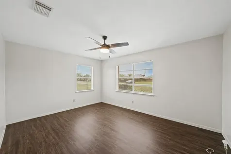 322 Pinedale Avenue Arcola TX 77583