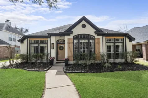2718 Five Oaks Drive Missouri City TX 77459