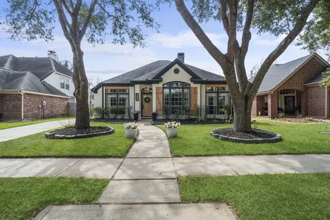 2718 Five Oaks Drive Missouri City TX 77459