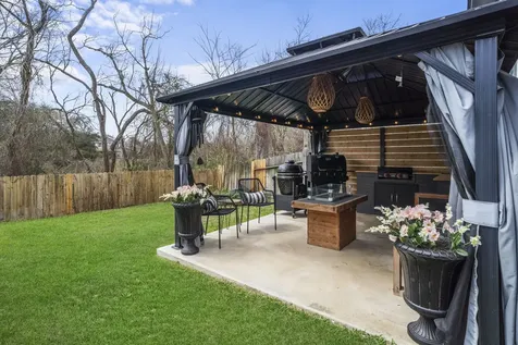 2718 Five Oaks Drive Missouri City TX 77459
