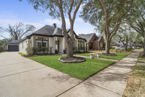 2718 Five Oaks Drive Missouri City TX 77459