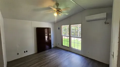 76 County Road 3378 Cleveland TX 77327