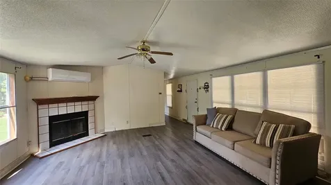 76 County Road 3378 Cleveland TX 77327