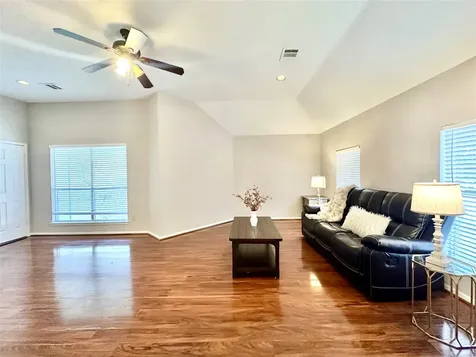 1502 Sheffield Drive Missouri City TX 77459