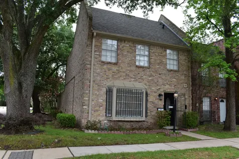 6501 Gambier Lane Bellaire TX 77401