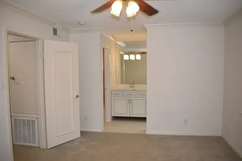 6501 Gambier Lane Bellaire TX 77401