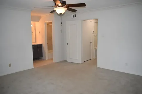 6501 Gambier Lane Bellaire TX 77401