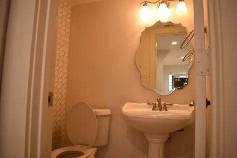 6501 Gambier Lane Bellaire TX 77401