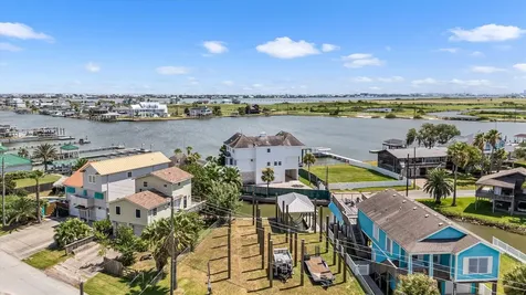 1526 103rd Street Galveston TX 77554