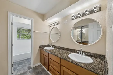 316 Rabbit Trail Lake Jackson TX 77566