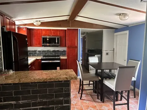 196 County Road 337 Cleveland TX 77327