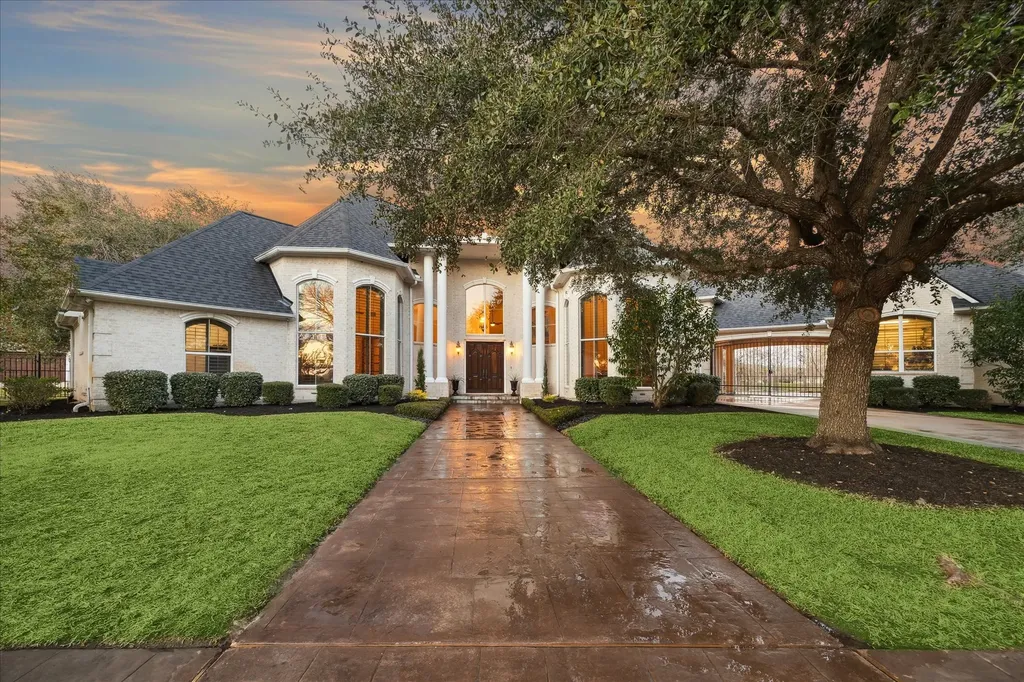 7843 Lakebrook Drive Missouri City TX 77459