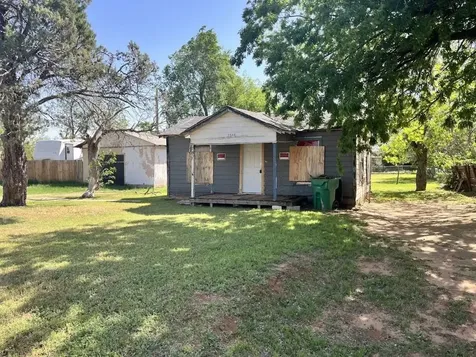 2517 Bowie Street Vernon TX 76384