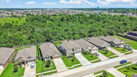 4933 Stoney Way Lane League City TX 77573