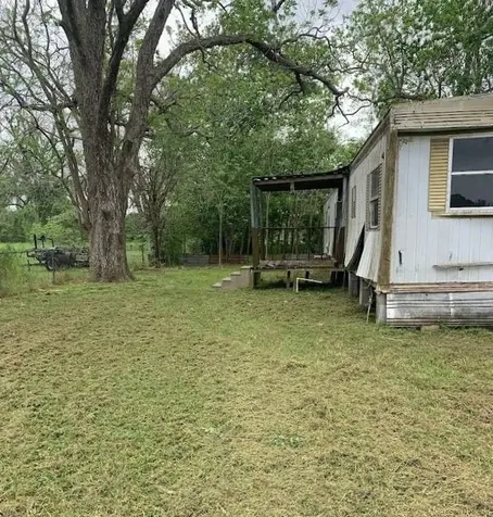 164 County Road 162 Bay City TX 77414