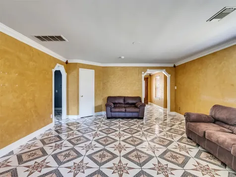 13119 Lindenloch Lane Houston TX 77085