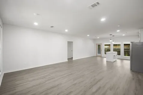 502 Tall Timber Drive West Columbia TX 77486
