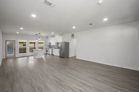 502 Tall Timber Drive West Columbia TX 77486