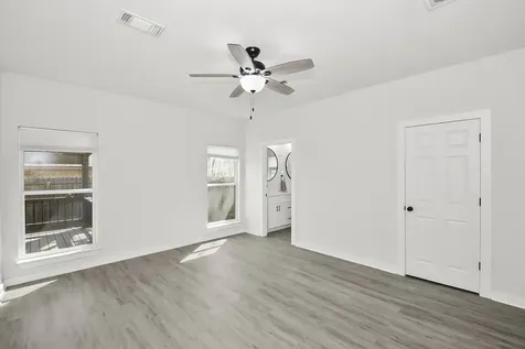 502 Tall Timber Drive West Columbia TX 77486