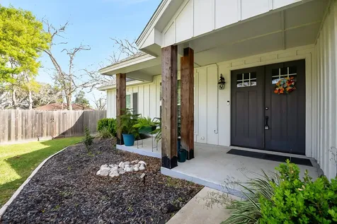 502 Tall Timber Drive West Columbia TX 77486