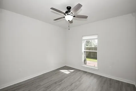 502 Tall Timber Drive West Columbia TX 77486