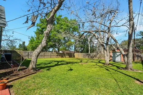 502 Tall Timber Drive West Columbia TX 77486