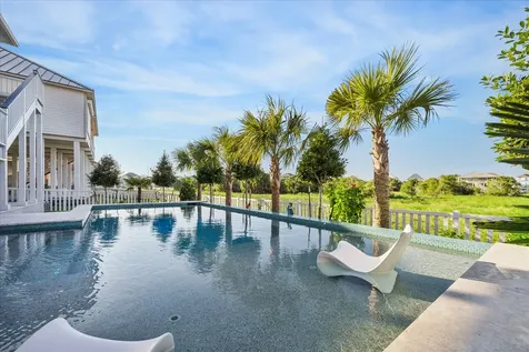 13522 Windlass Circle Drive Galveston TX 77554