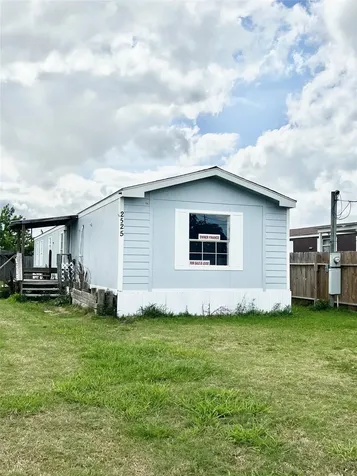 2525 Oyster Creek Bend Oyster Creek TX 77541