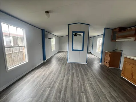 2525 Oyster Creek Bend Oyster Creek TX 77541