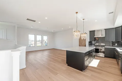 2318 Mills Street Houston TX 77026